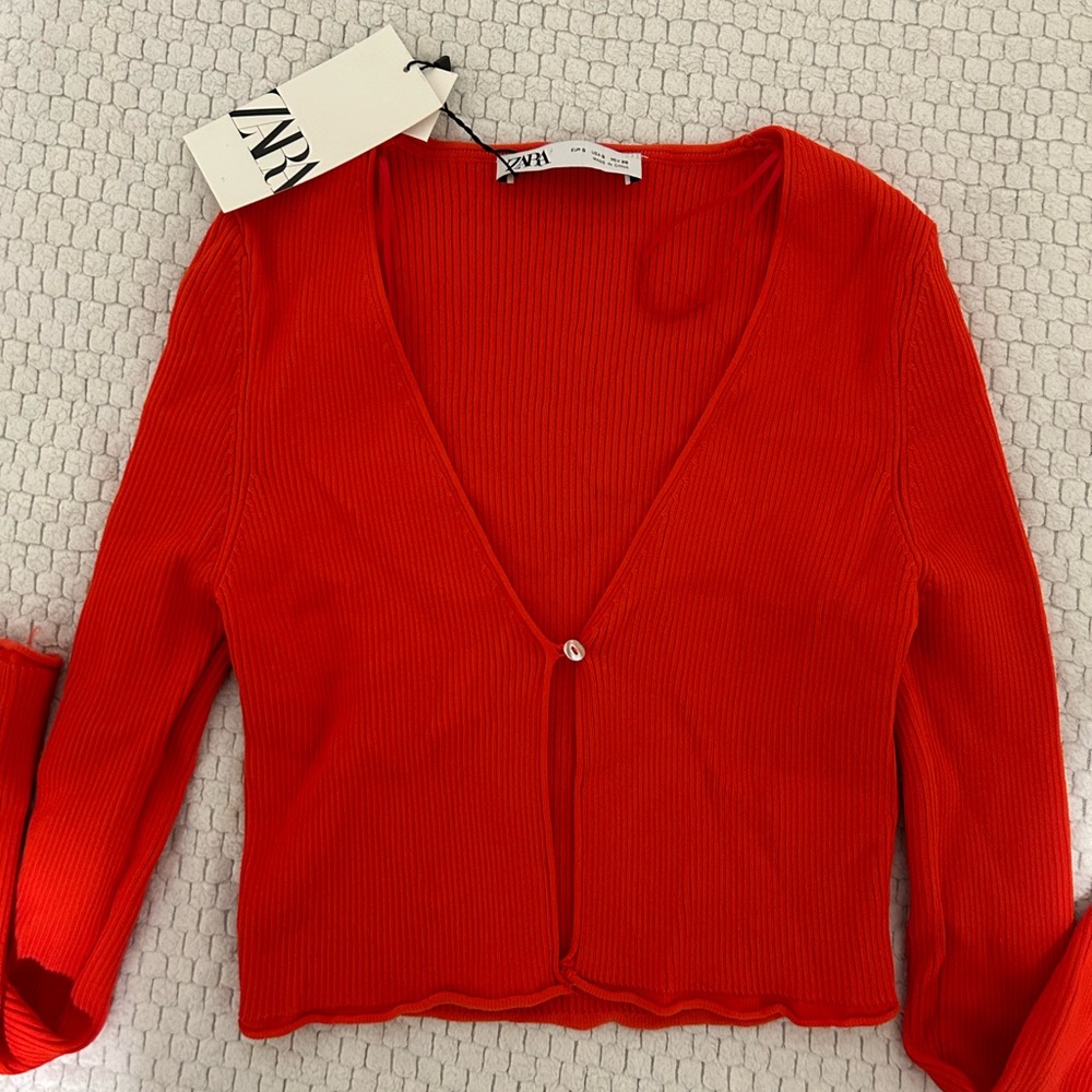 Brand New Zara cropped sweater